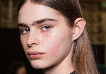 La mascarilla facial sin aclarado que actúa mientras duermes: el básico que cada vez utilizan más mujeres